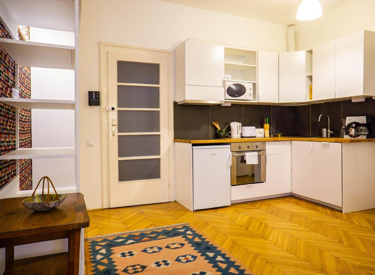 Bond & Sue Apartman Budapest Kültér fotó